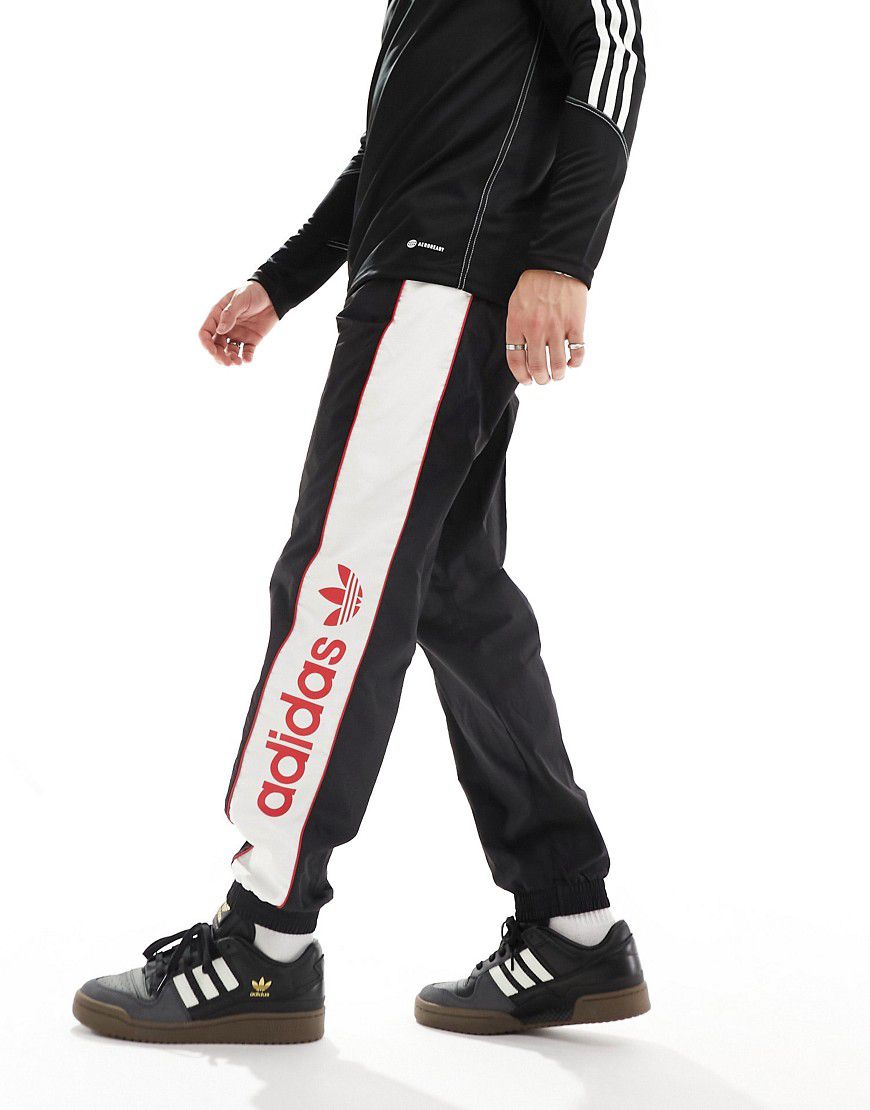 Joggers con logo lineare , bianco e rosso - adidas Originals - Modalova