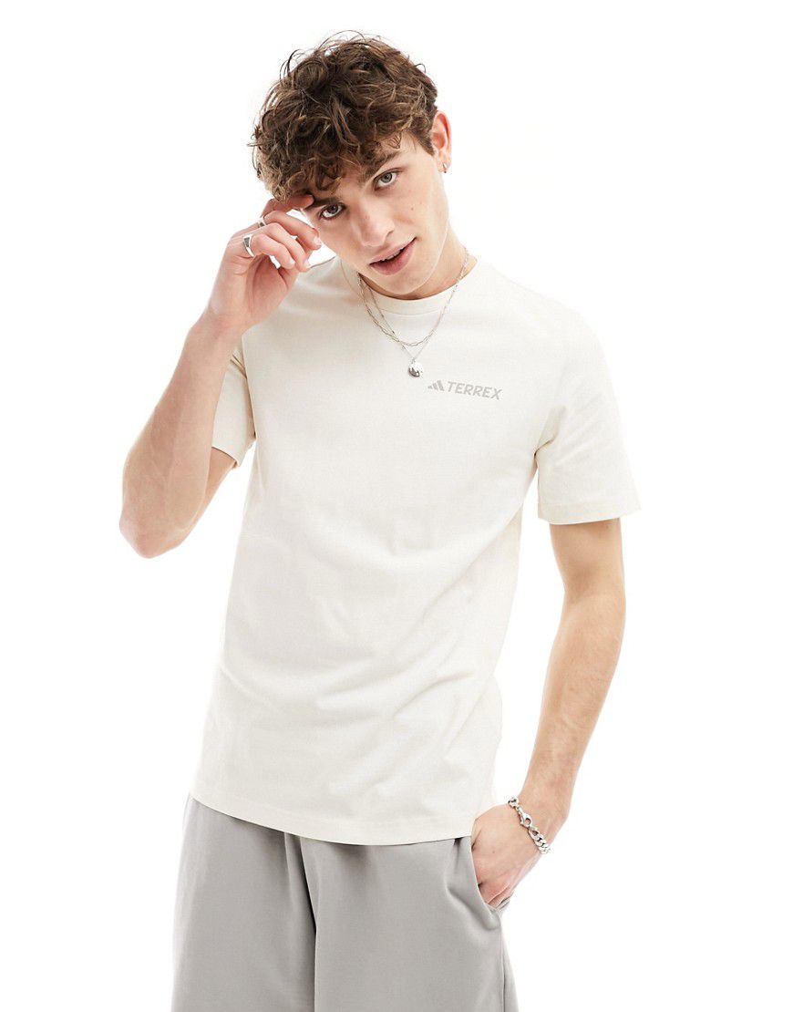 Terrex - T-shirt a maniche corte bianca con grafica - adidas - Modalova