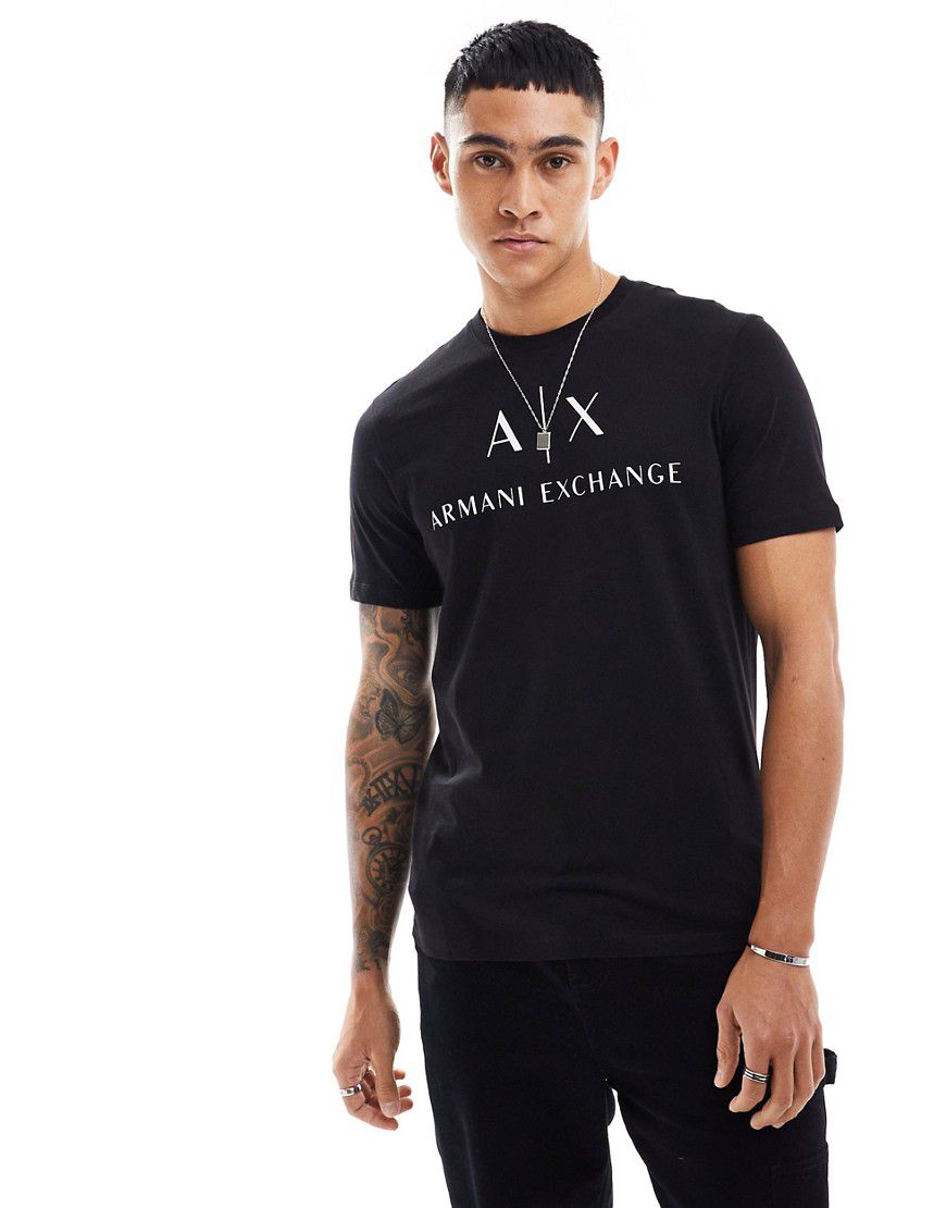 T-shirt slim fit nera con logo sul petto - Armani Exchange - Modalova