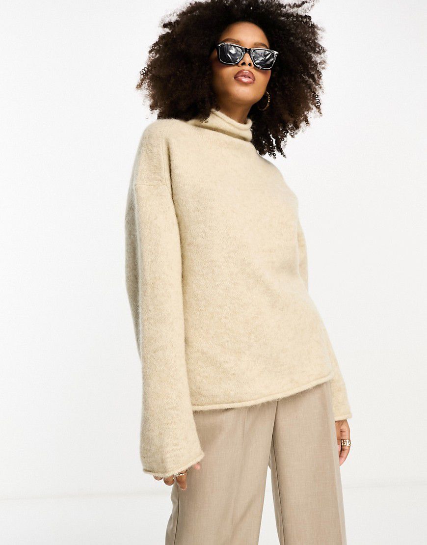 Maglione accollato color crema in misto lana di alpaca - ASOS DESIGN - Modalova
