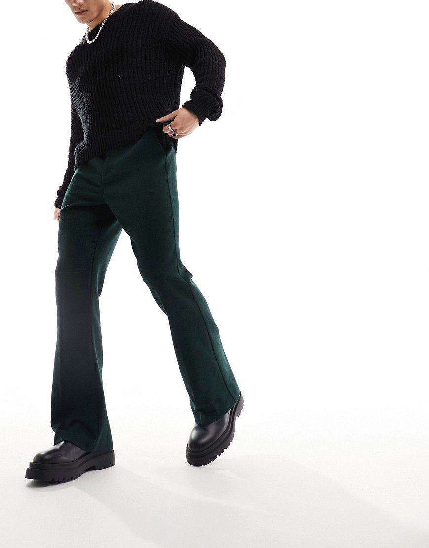 Pantaloni eleganti scampanati a vita alta in misto lana color bosco - ASOS DESIGN - Modalova