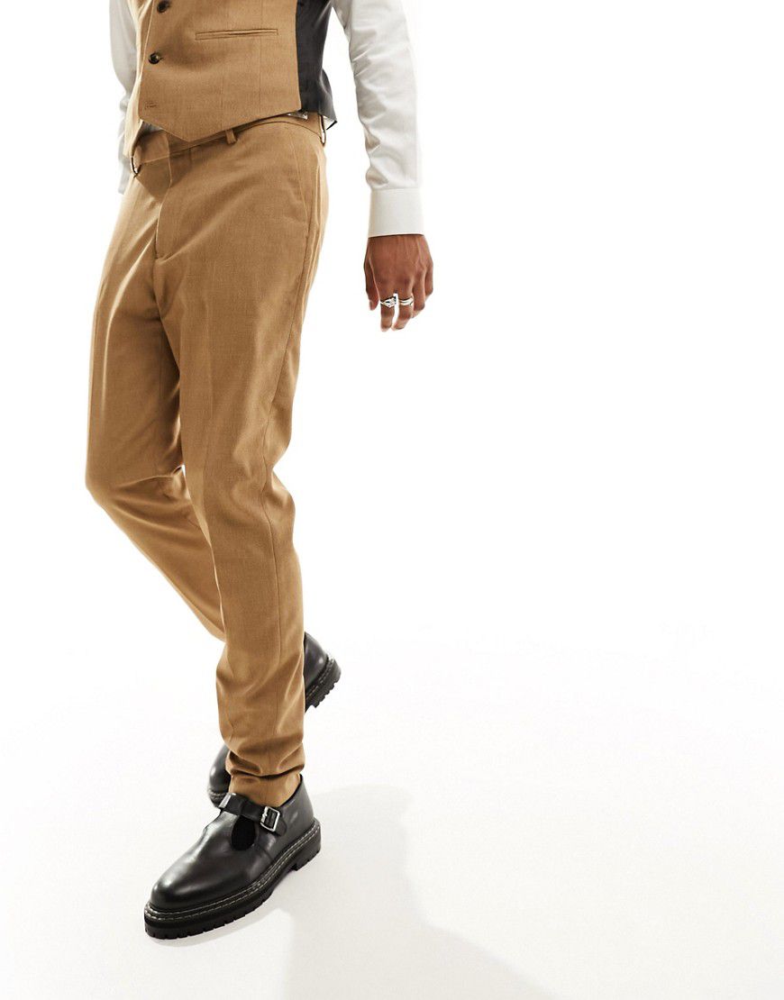 Pantaloni skinny da abito micro testurizzato color cammello - ASOS DESIGN - Modalova
