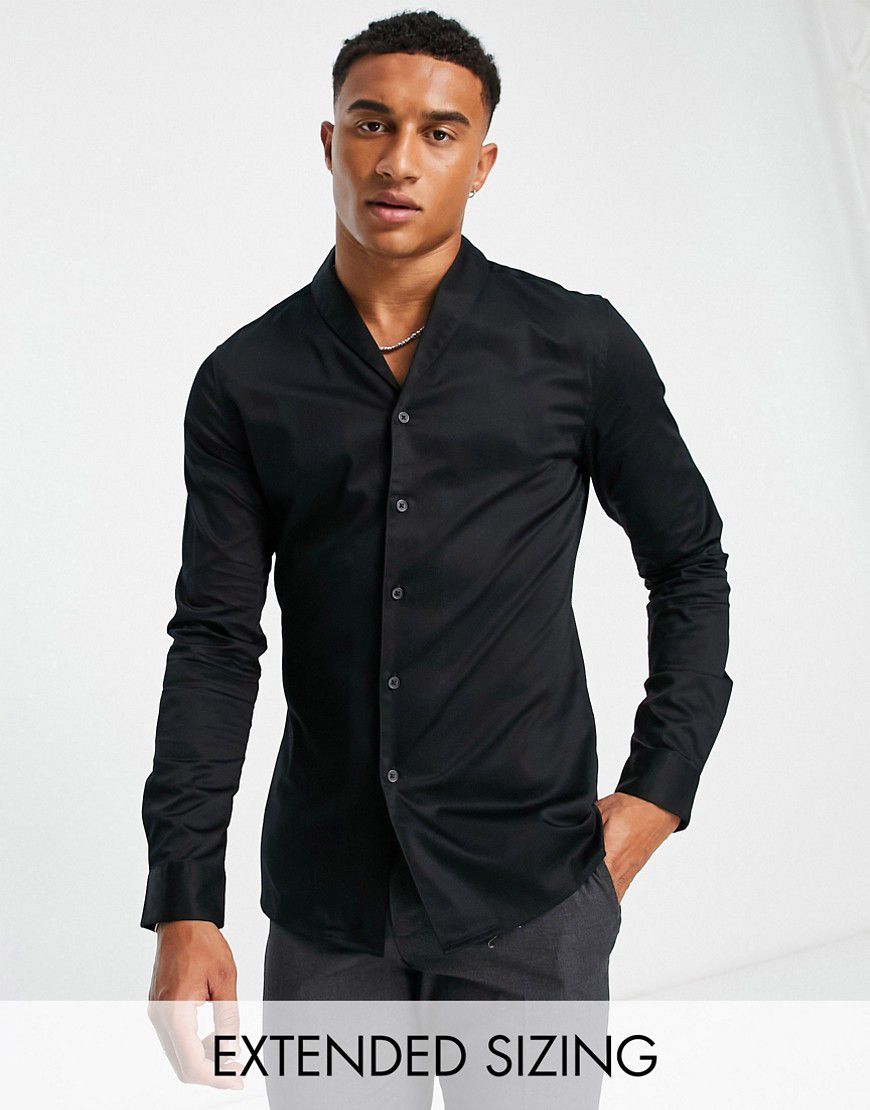 Premium - Camicia slim nera in rasatello con scollo sciallato - ASOS DESIGN - Modalova