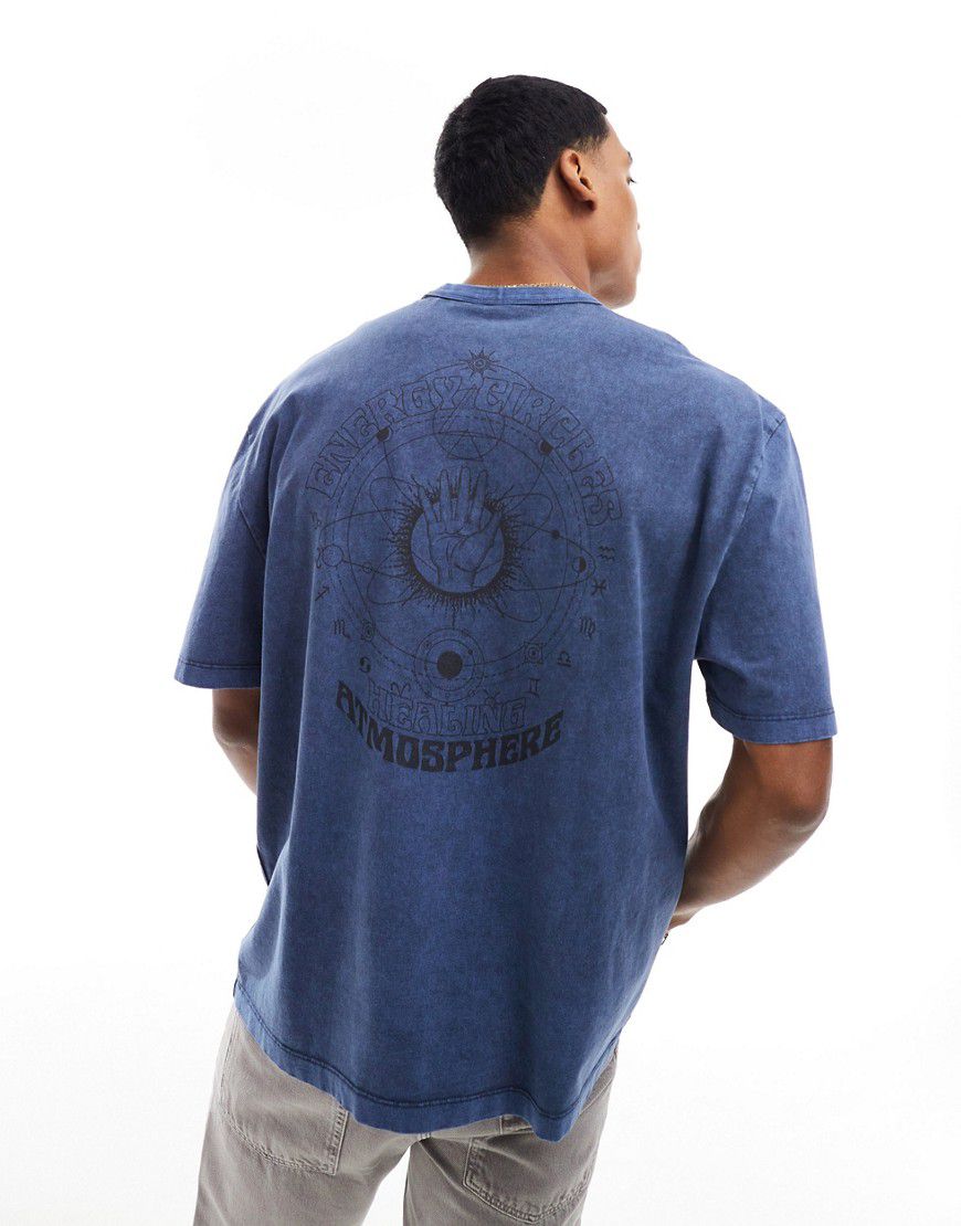 T-shirt oversize slavato con stampa celestiale sul retro - ASOS DESIGN - Modalova