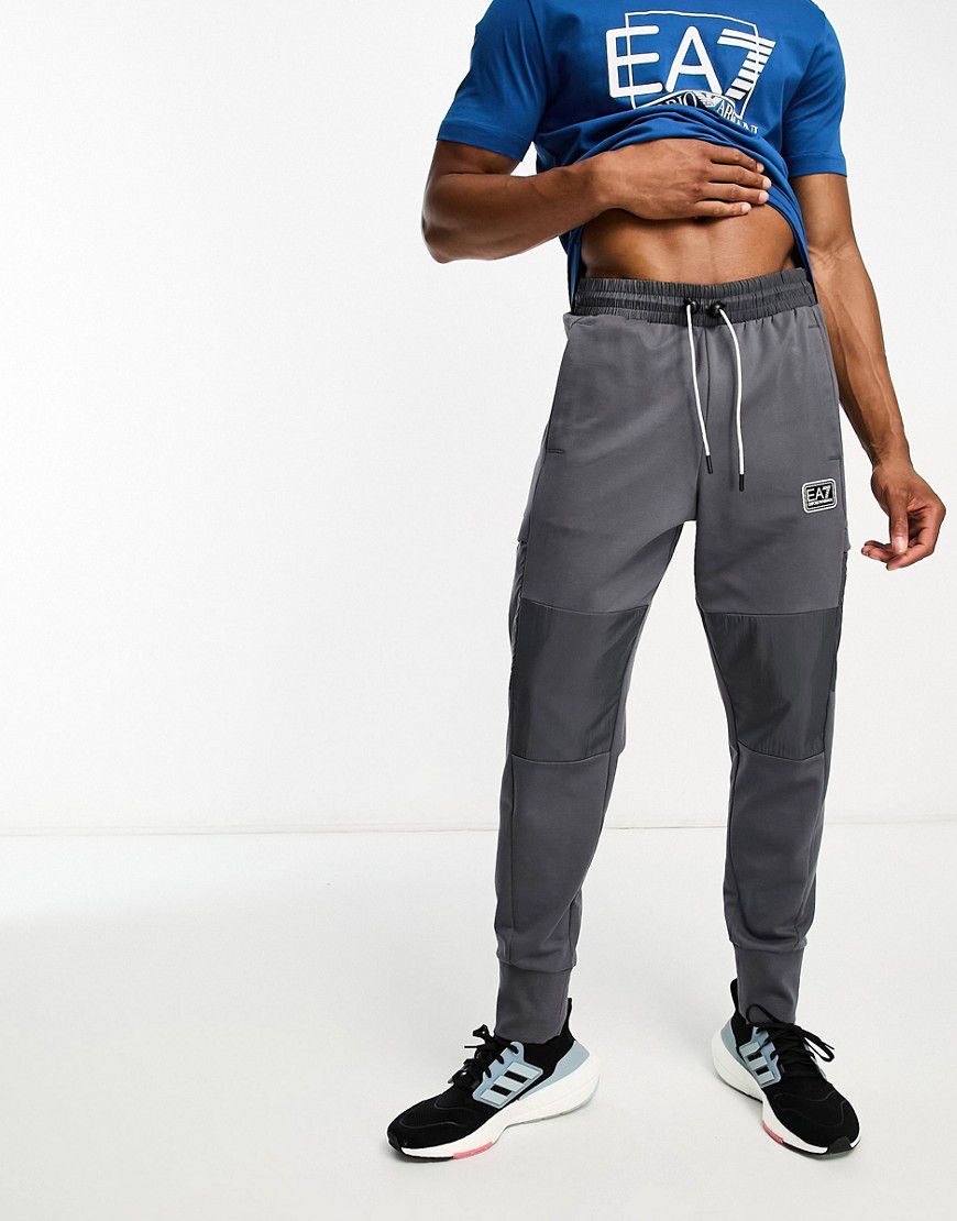 Emporio Armani - - Joggers grigi in misto nylon - EA7 - Modalova