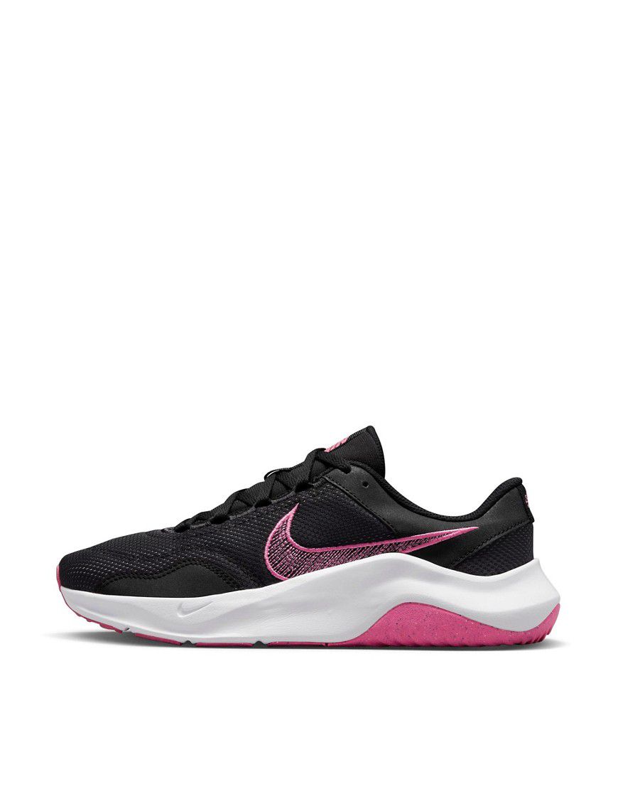 Legend Essential 3 NN - Sneakers nere e rosa - Nike Training - Modalova