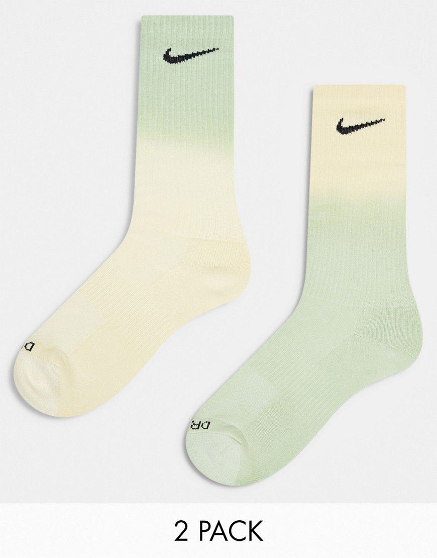Everyday Cushioned Plus - Confezione da 2 paia di calzini imbottiti verdi - Nike - Modalova