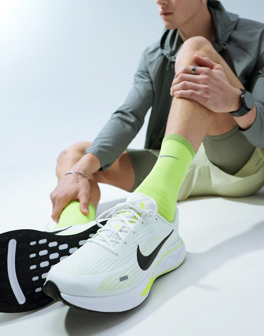 Journey - Sneakers bianche e gialle - Nike Running - Modalova