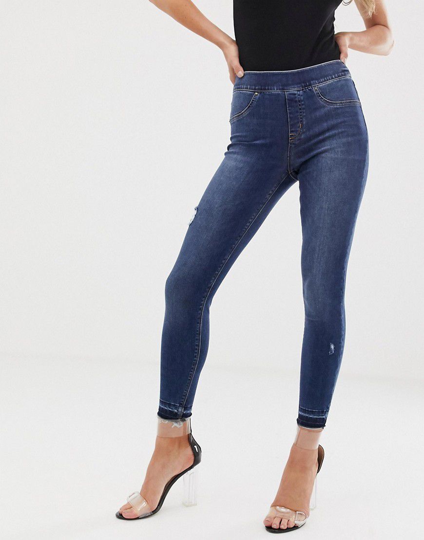 Jeans skinny push-up modellanti effetto invecchiato - Spanx - Modalova