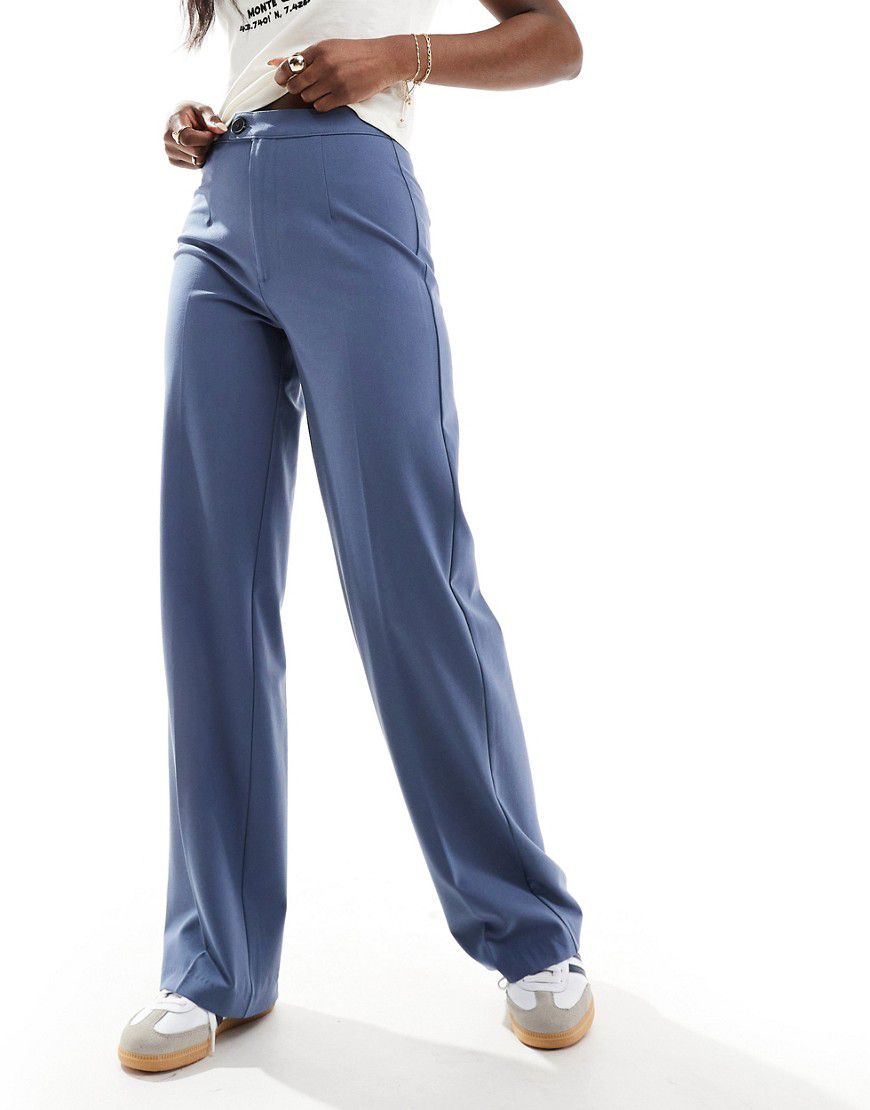 Pantaloni sartoriali a fondo ampio con pieghe blu petrolio - Pull & Bear - Modalova
