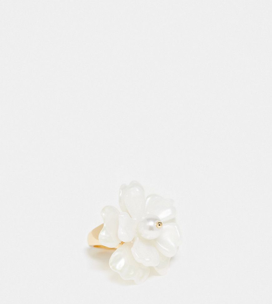 Anello bianco con decorazione floreale - Reclaimed Vintage - Modalova