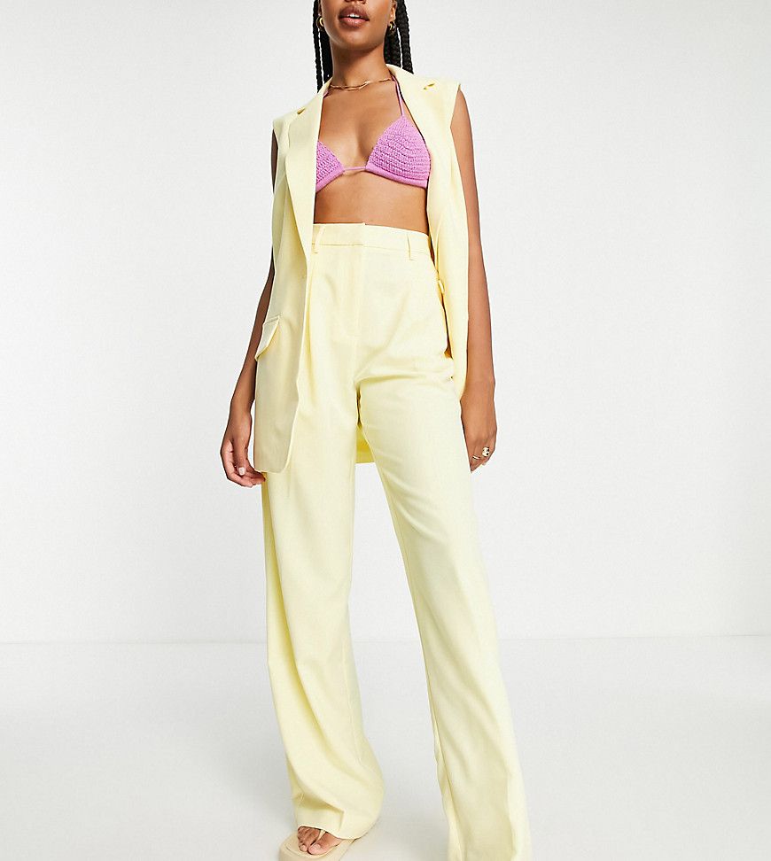 Pantaloni da abito sartoriali color limone - Vero Moda Tall - Modalova