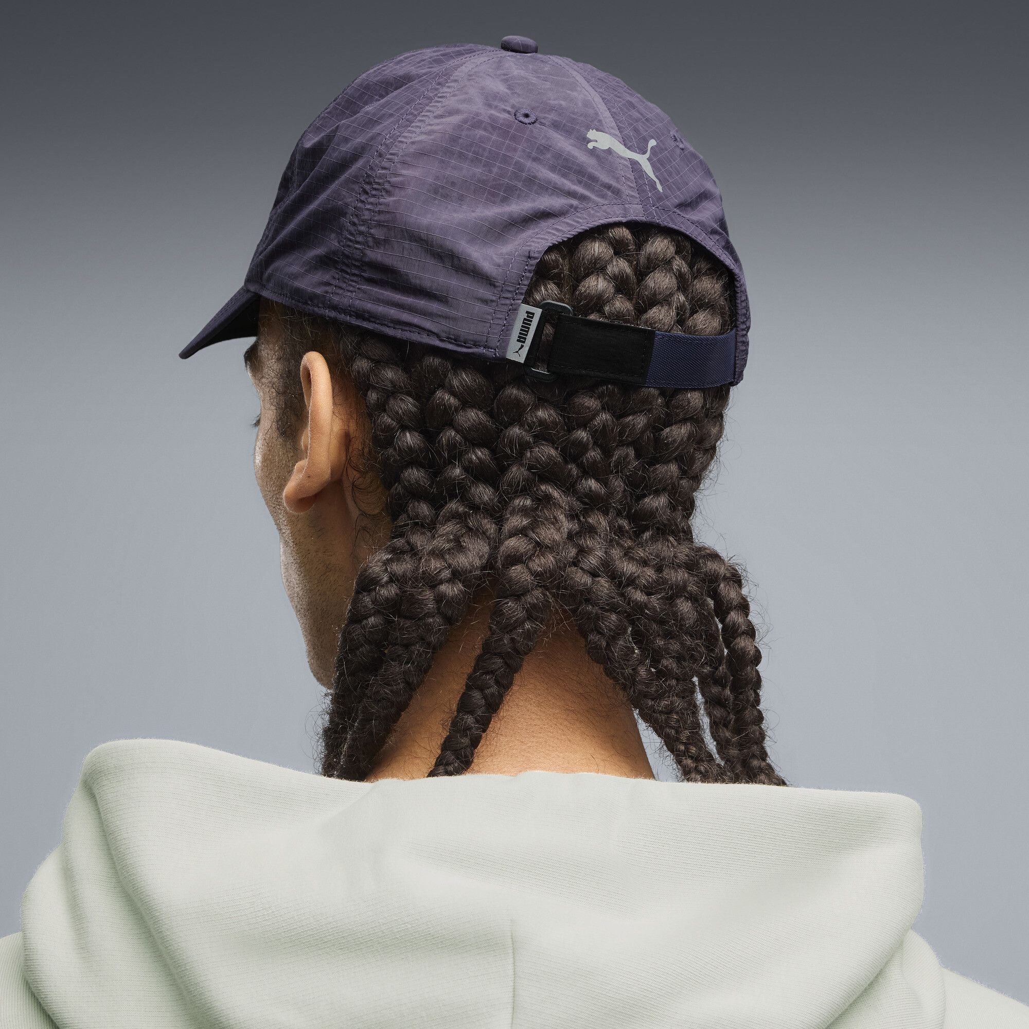 RUN Culture Collective Short Visor Cap in Gray - PUMA - Modalova