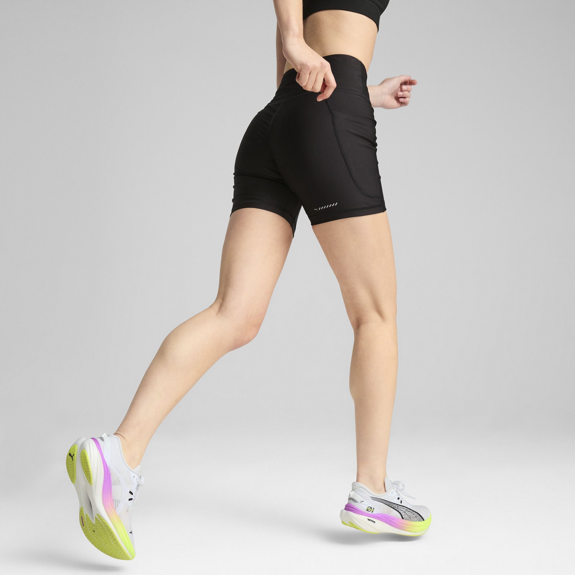 Shorts da running aderenti VELOCITY 5" da donna, Abbigliamento, Nero, L - PUMA - Modalova