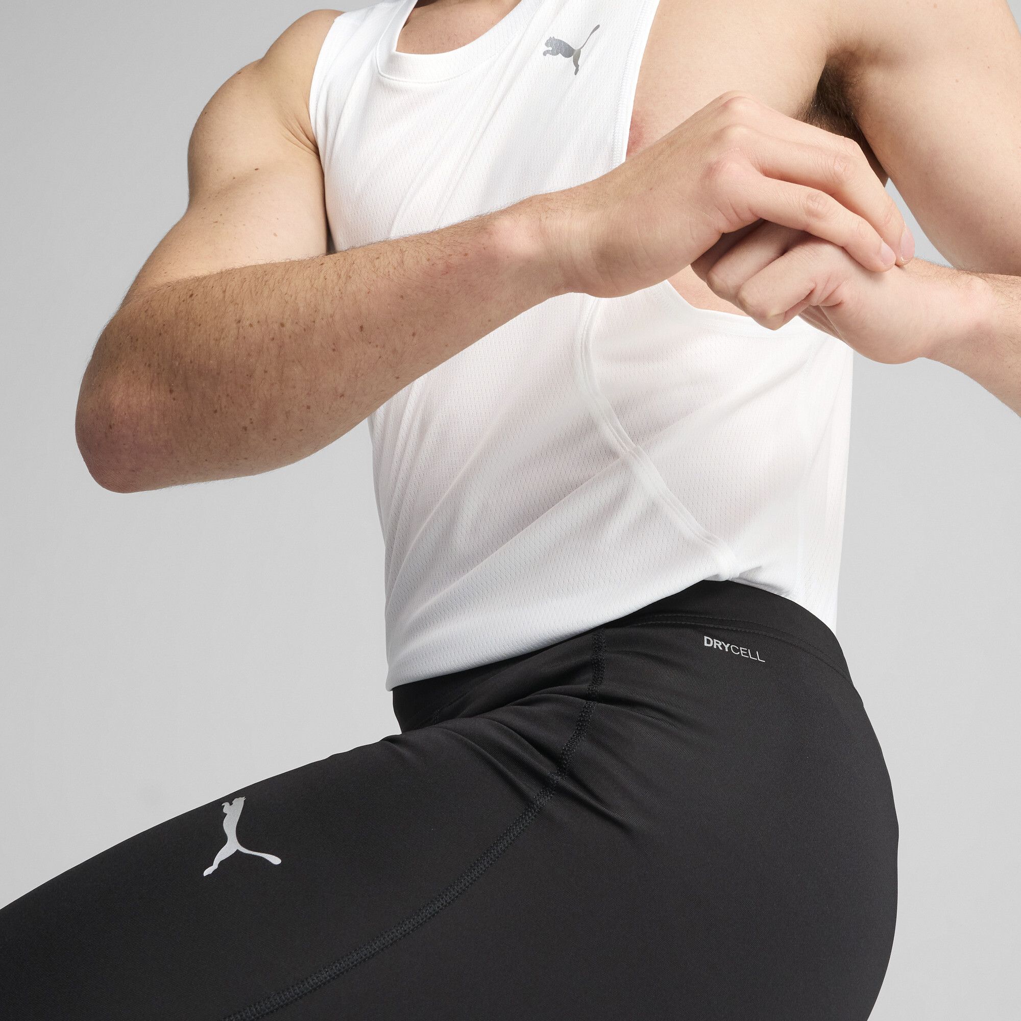 RUN FOUNDATION 8" Short Tights Men in | Size Large - PUMA - Modalova