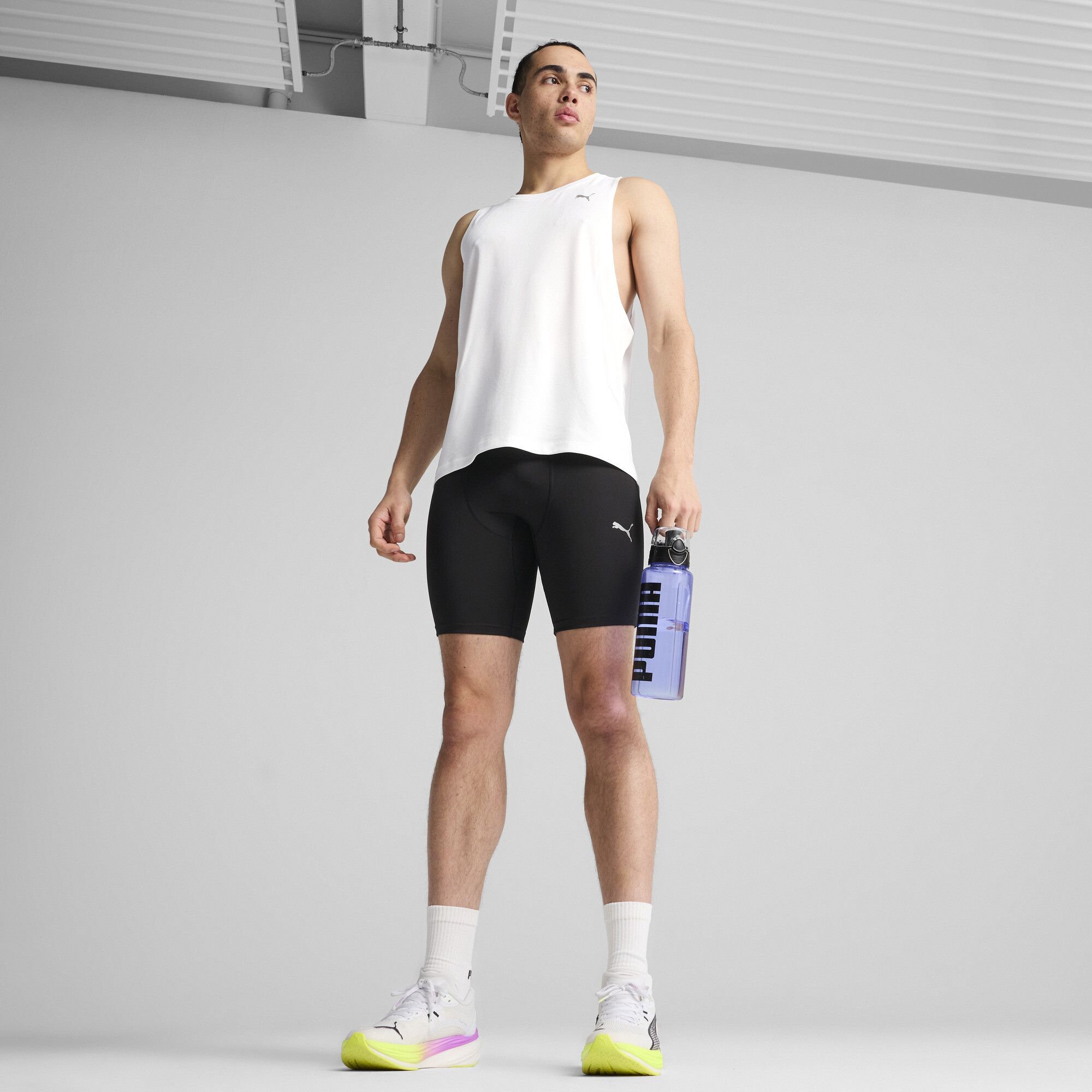 RUN FOUNDATION 8" Short Tights Men in | Size Large - PUMA - Modalova