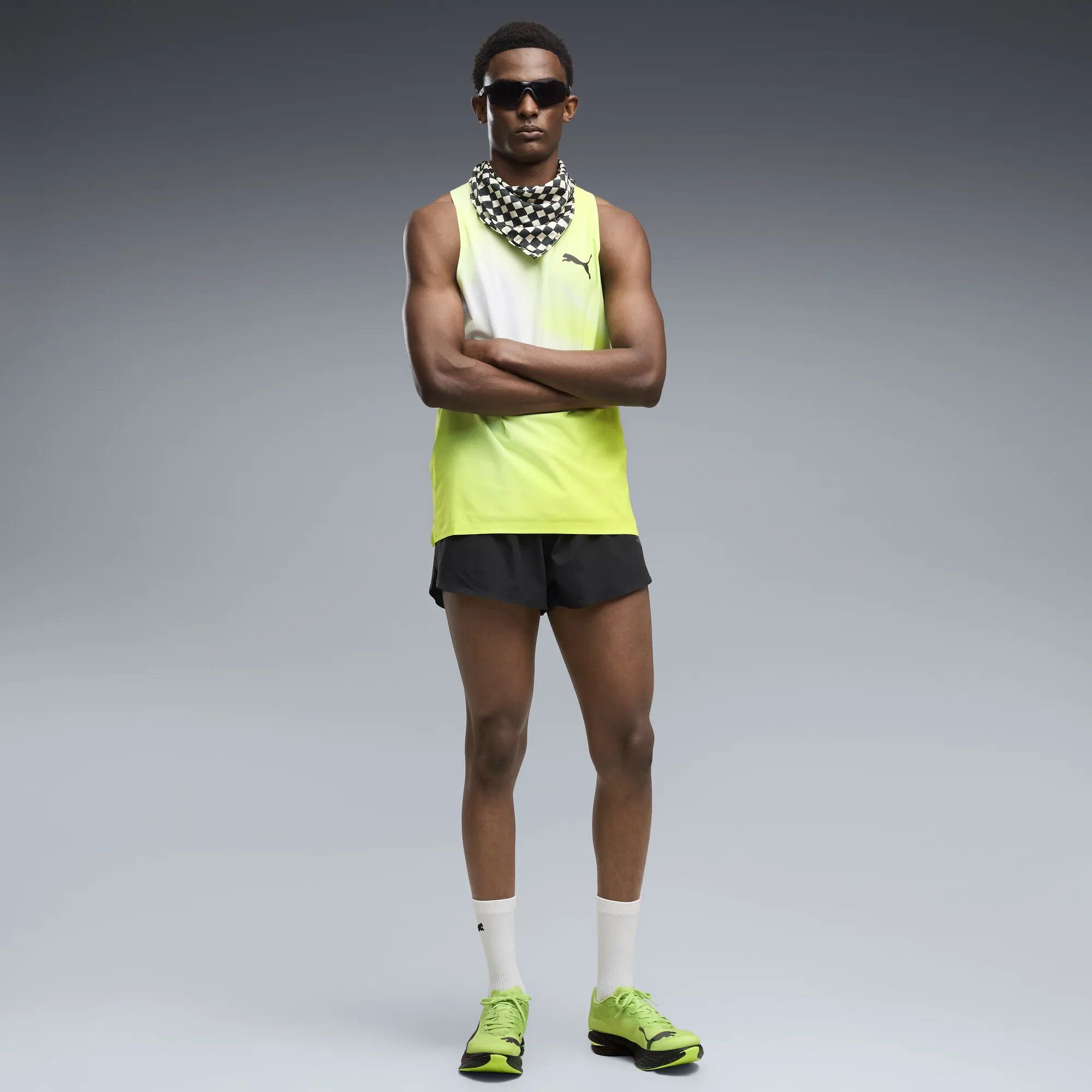 Lightspeed ULTRAWEAVE Graphic Running Singlet Men in Green | Size Medium - PUMA - Modalova