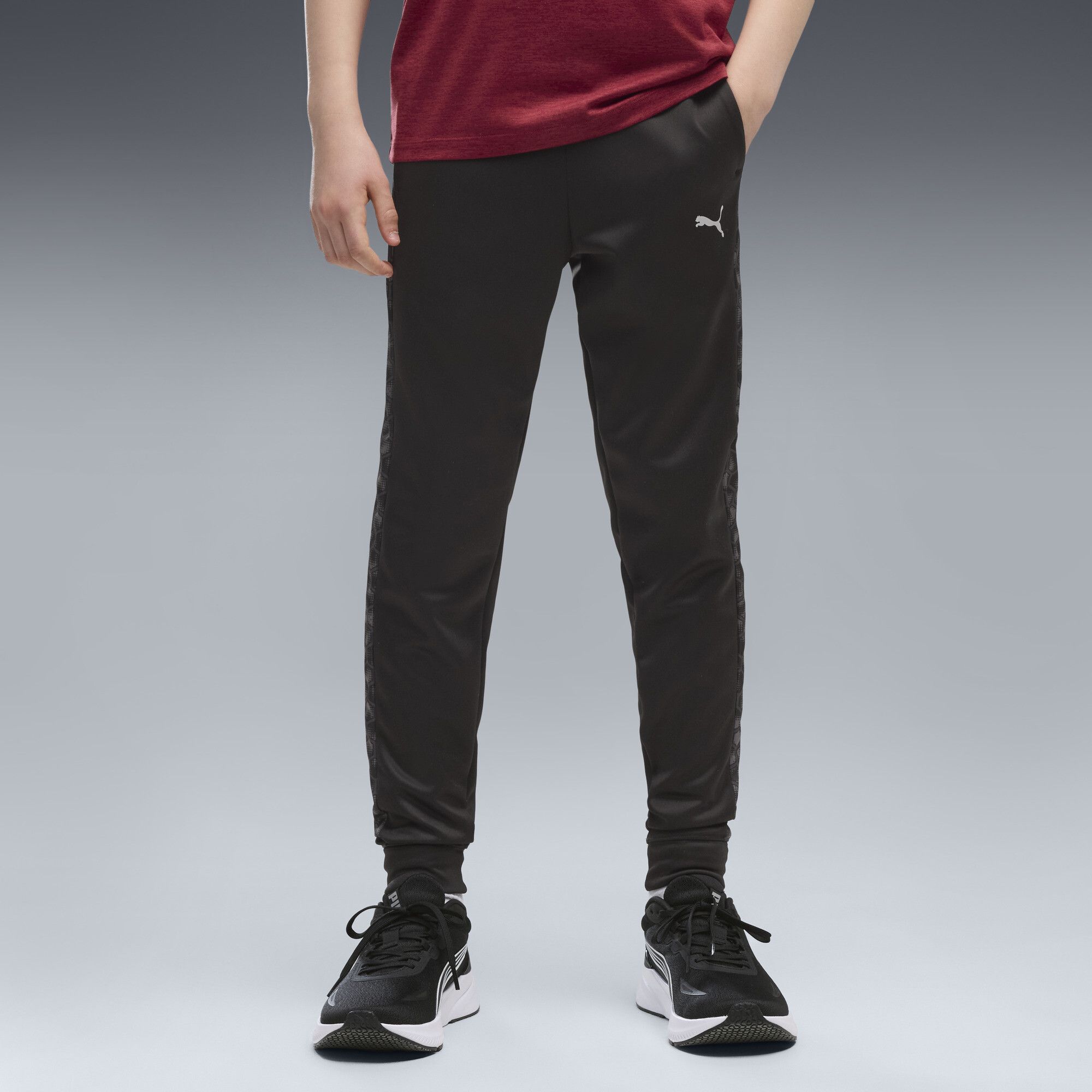 Train All Day Essentials Printed Slim Pants Youth in | Size 11-12 Youth - PUMA - Modalova