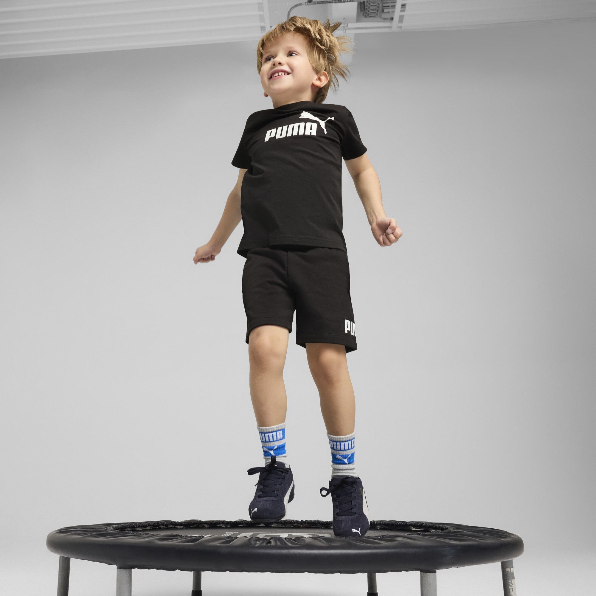 Shorts con logo ESS N. 1 per bambini, Abbigliamento, Nero, 3-4Y - PUMA - Modalova