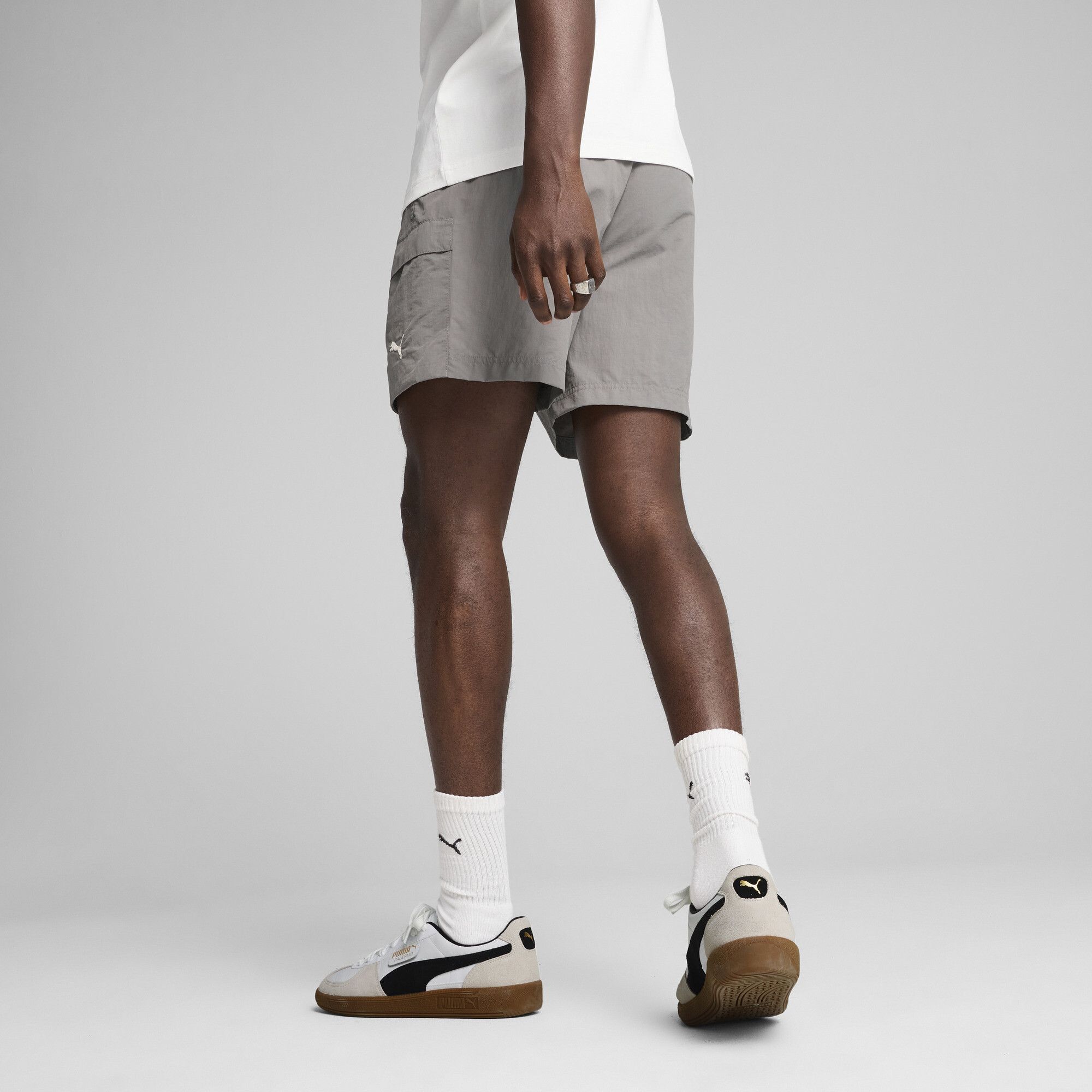 Shorts cargo WARDROBE ESS vestibilità comoda da 6" da uomo, Abbigliamento, Grigio, L - PUMA - Modalova