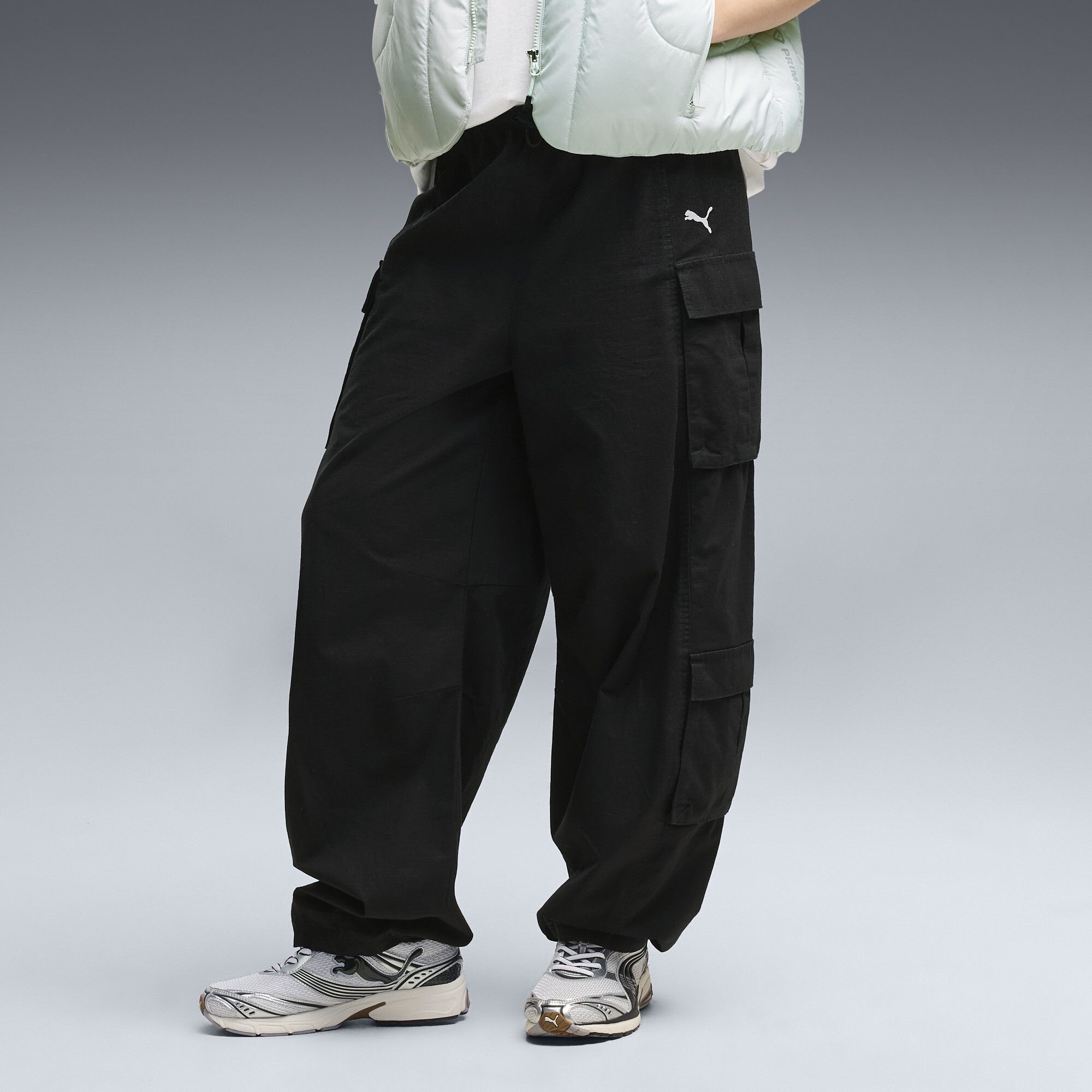 Pantalones cargo Essentials de corte holgado para mujer, Ropa, Negro, S - PUMA - Modalova