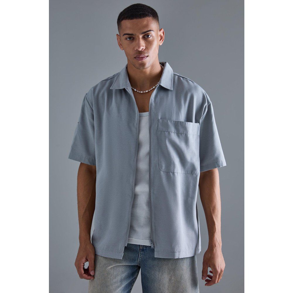 Camicia squadrata oversize in nylon ripstop con zip - boohoo - Modalova