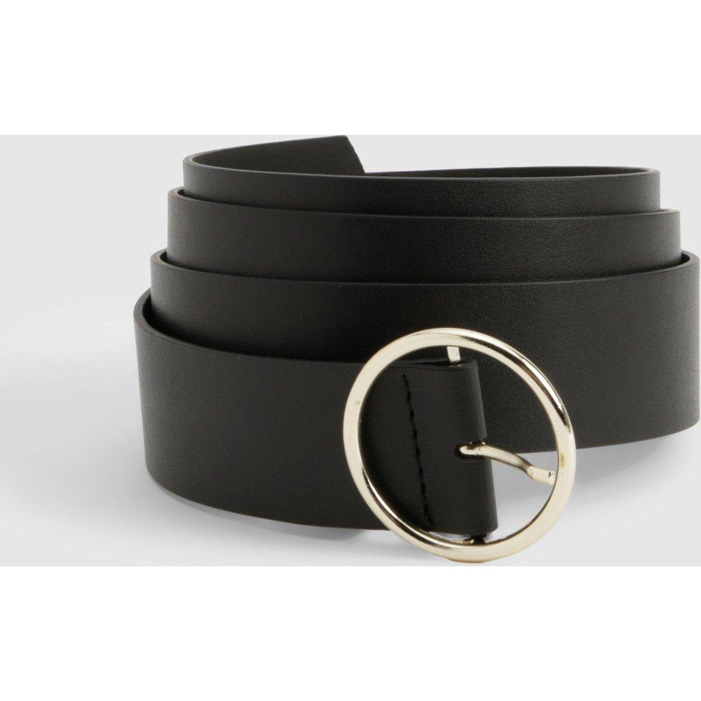 Cintura Plus Size in taglio maschile con anello circolare - boohoo - Modalova