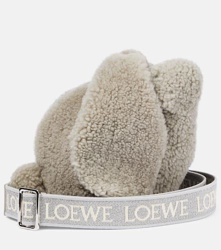 Borsa a spalla Bunny Small in shearling - Loewe - Modalova