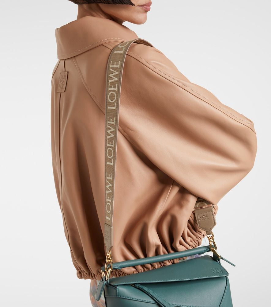 Correa para bolso con piel y anagrama - Loewe - Modalova