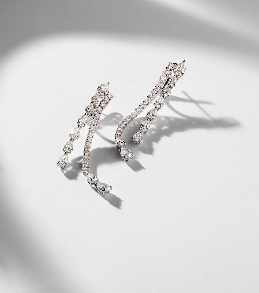 Pendientes largos Diamond Twist de oro blanco de 18 ct con diamantes - Bucherer Fine Jewellery - Modalova
