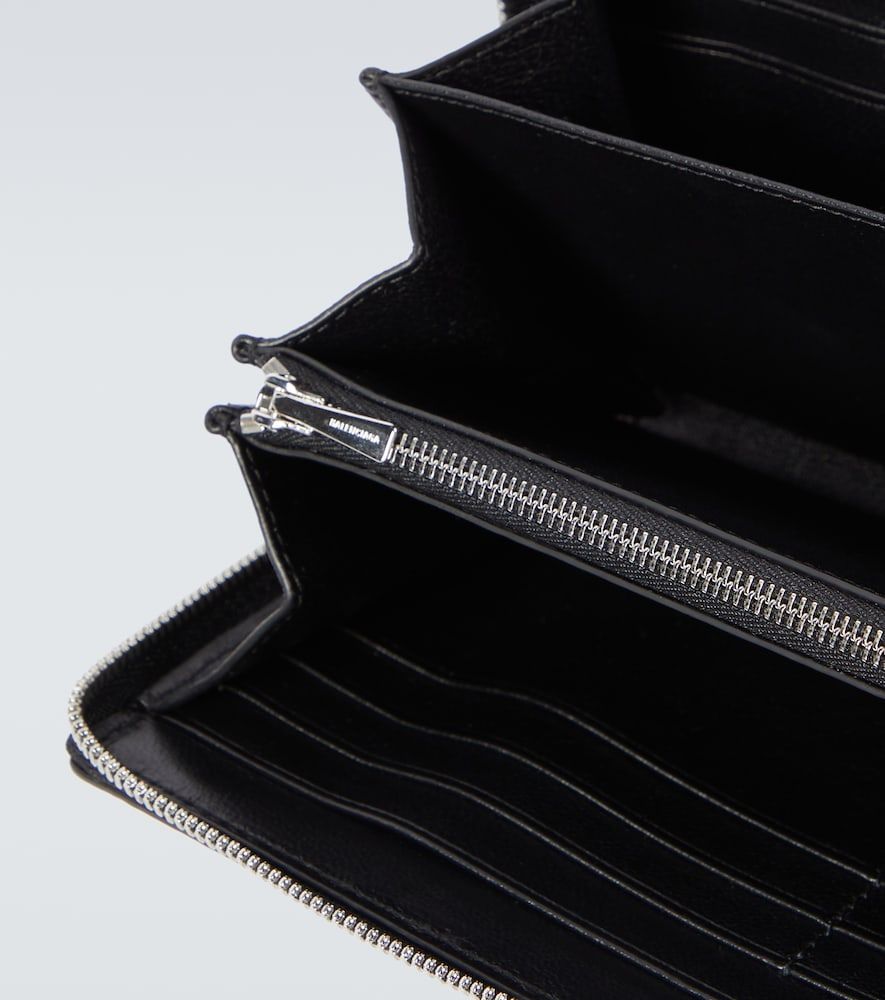 Balenciaga Cash leather wallet - Balenciaga - Modalova