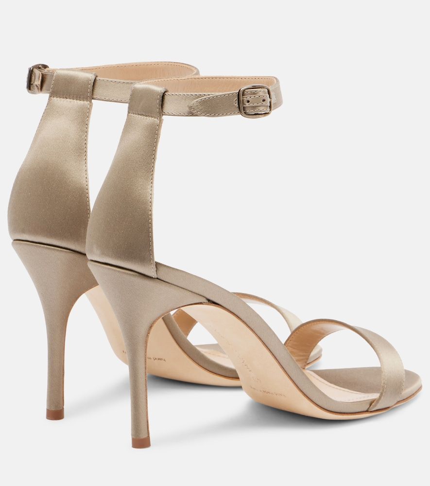 Sandalen Chaos aus Satin - Manolo Blahnik - Modalova