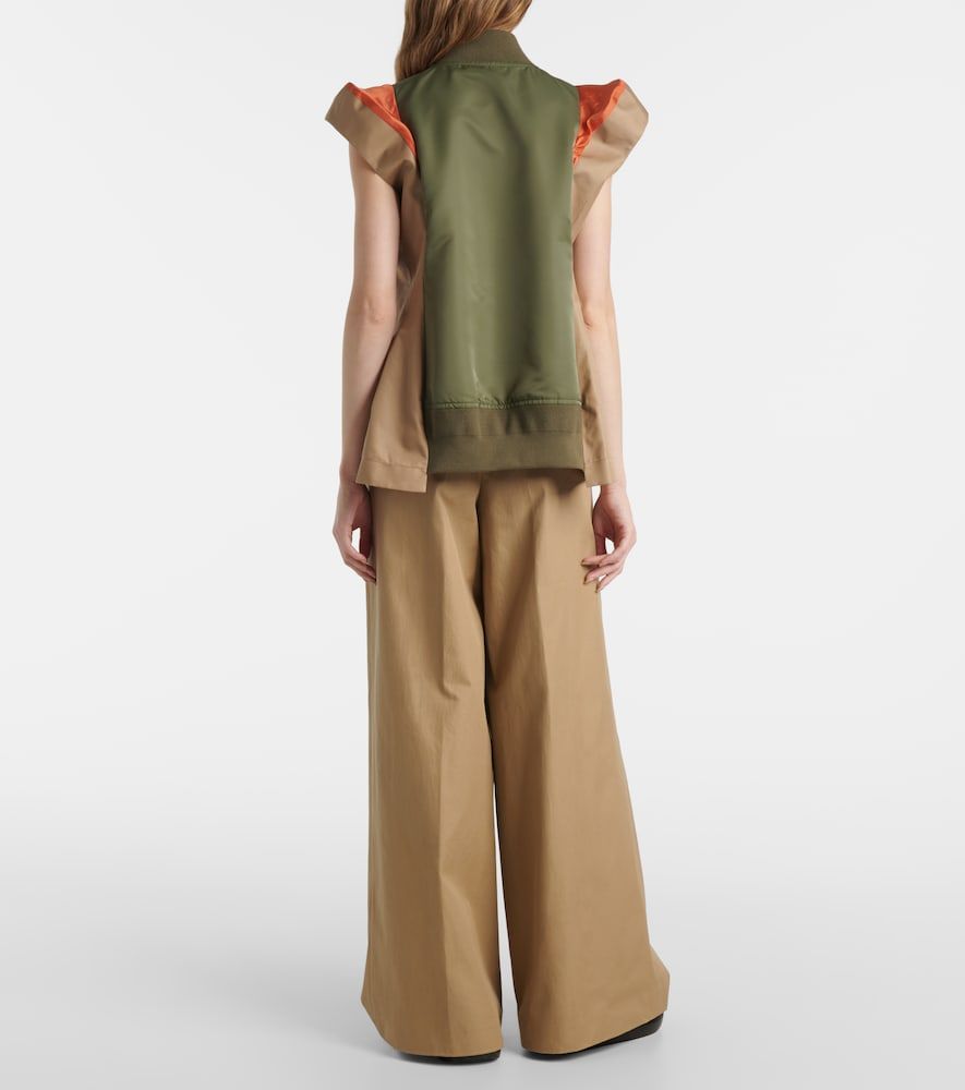Gilet in twill e gabardine con zip - Sacai - Modalova