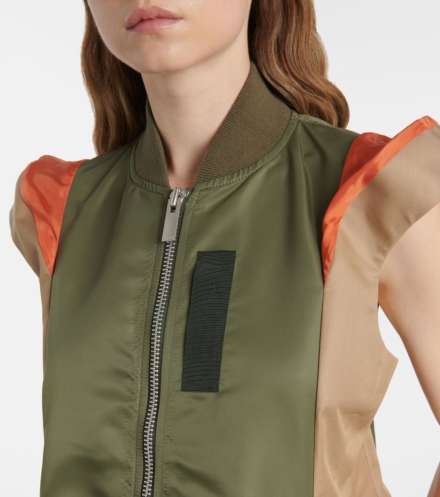 Sacai Weste aus Twill und Gabardine - Sacai - Modalova