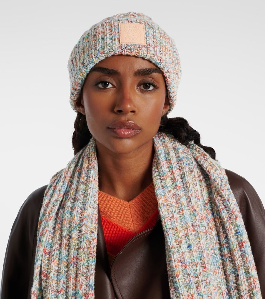 Logo wool and cashmere-blend beanie - Loewe - Modalova