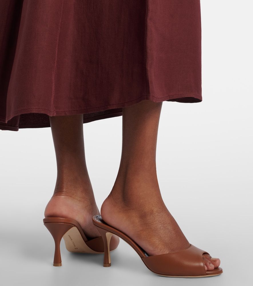 Pantoletten Jada aus Leder - Manolo Blahnik - Modalova