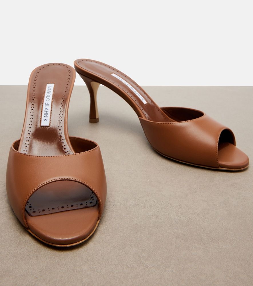 Pantoletten Jada aus Leder - Manolo Blahnik - Modalova