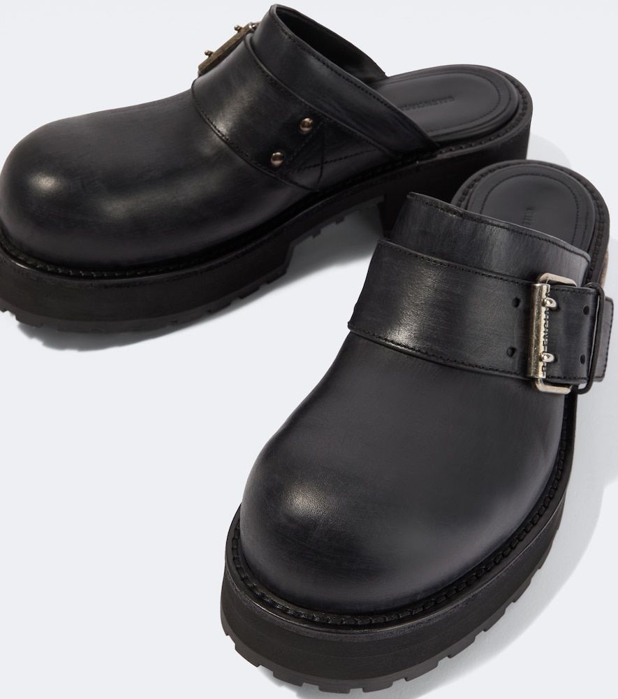 Balenciaga Slippers Venom aus Leder - Balenciaga - Modalova