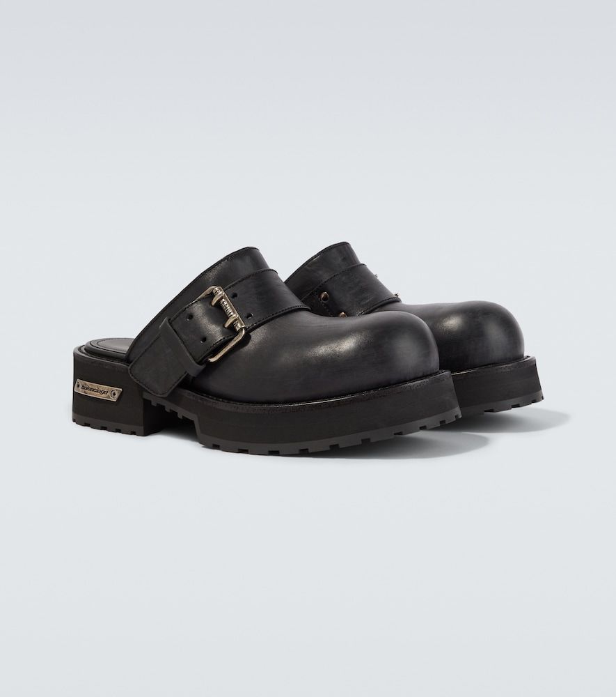 Balenciaga Slippers Venom aus Leder - Balenciaga - Modalova
