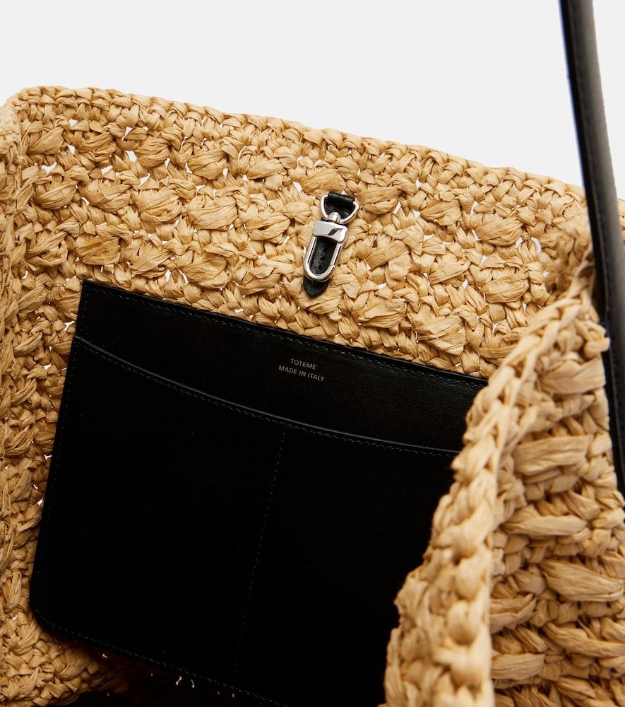 Leather-trimmed raffia and paper bucket bag - Toteme - Modalova