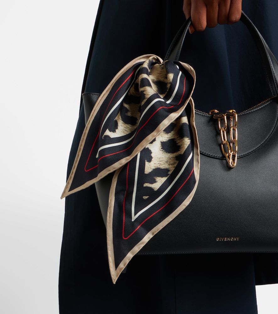 Givenchy Leopard-print silk scarf - Givenchy - Modalova