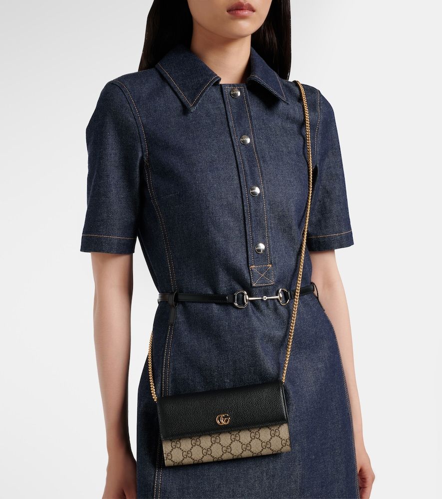 Gucci Cartera con cadena GG Marmont - Gucci - Modalova