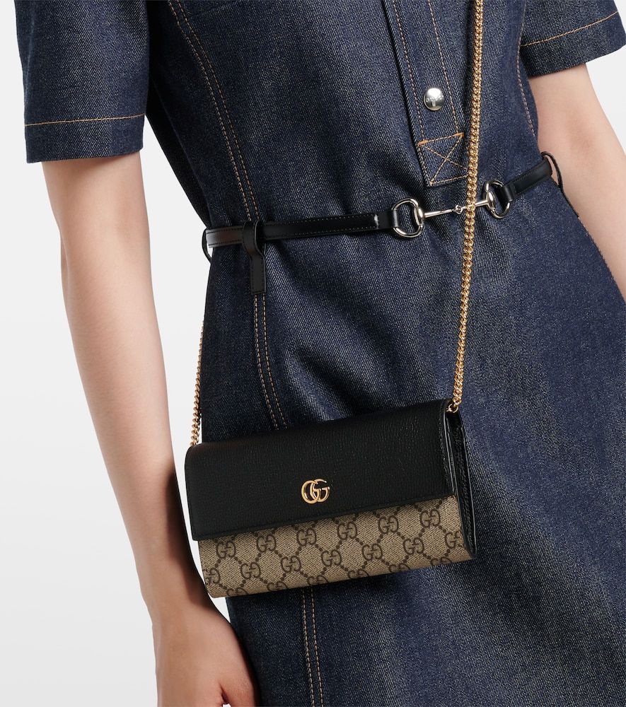 GG Marmont leather-trimmed wallet on chain - Gucci - Modalova