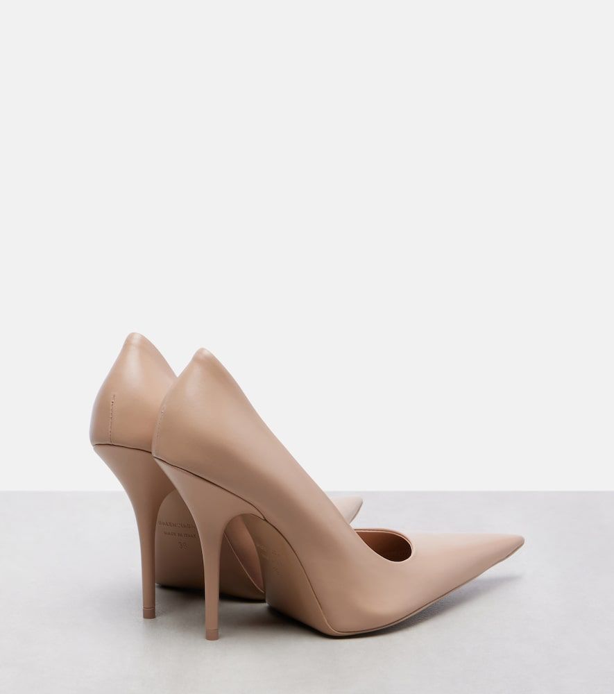 Pumps Avenue 110 aus Leder - Balenciaga - Modalova