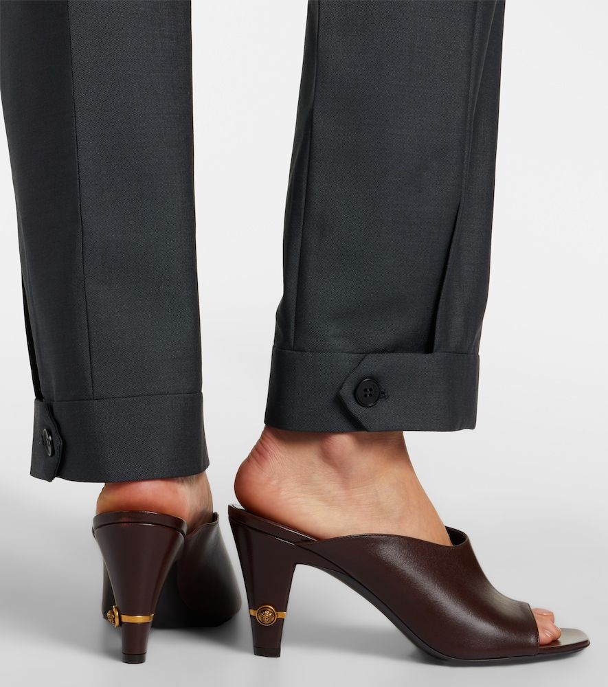 Versace Mules Giulietta in pelle - Versace - Modalova