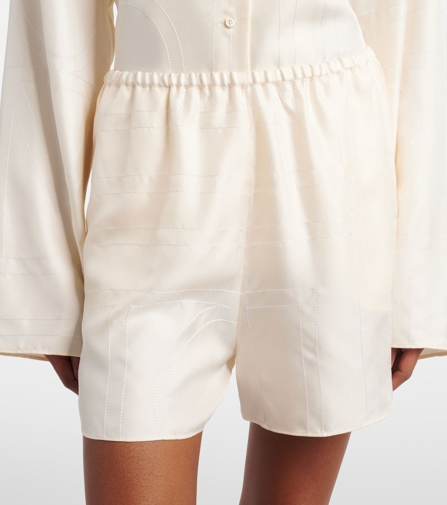 Shorts de pijama de satén de seda bordados - Toteme - Modalova
