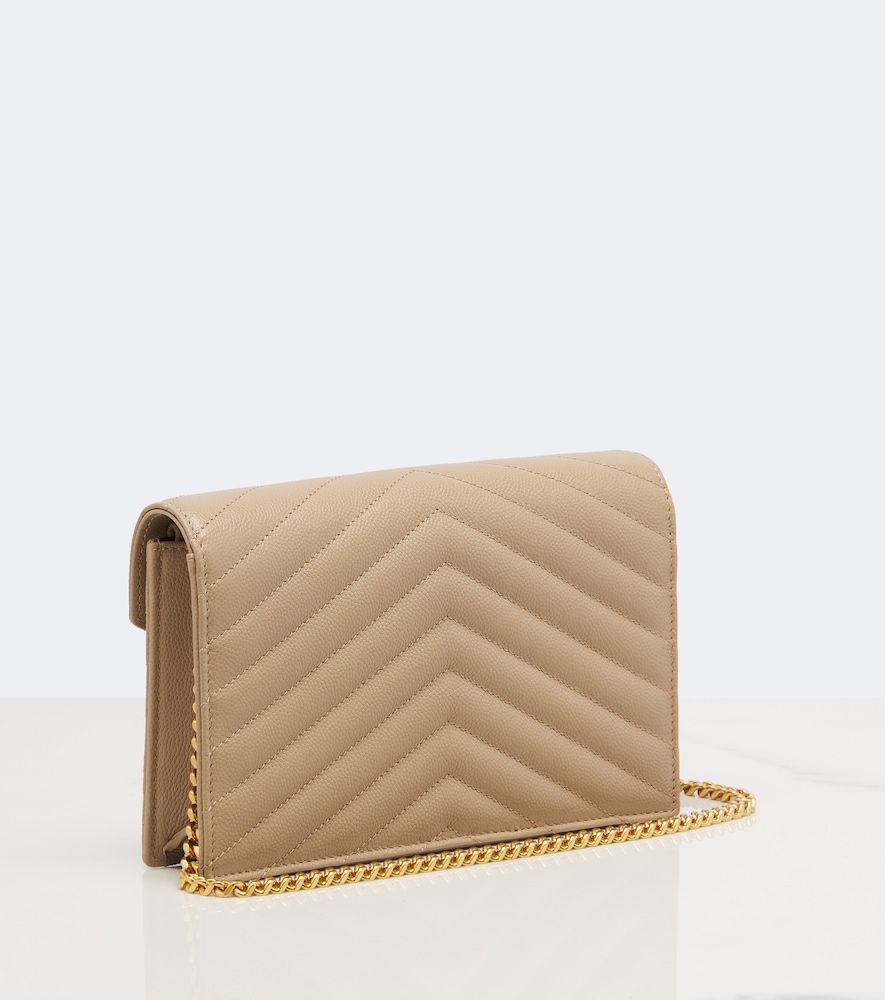 Cassandre Envelope leather wallet on chain - Saint Laurent - Modalova