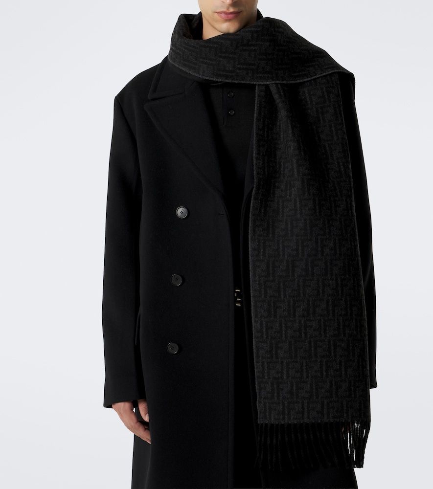 Sciarpa Zucca in lana e cashmere jacquard - Fendi - Modalova