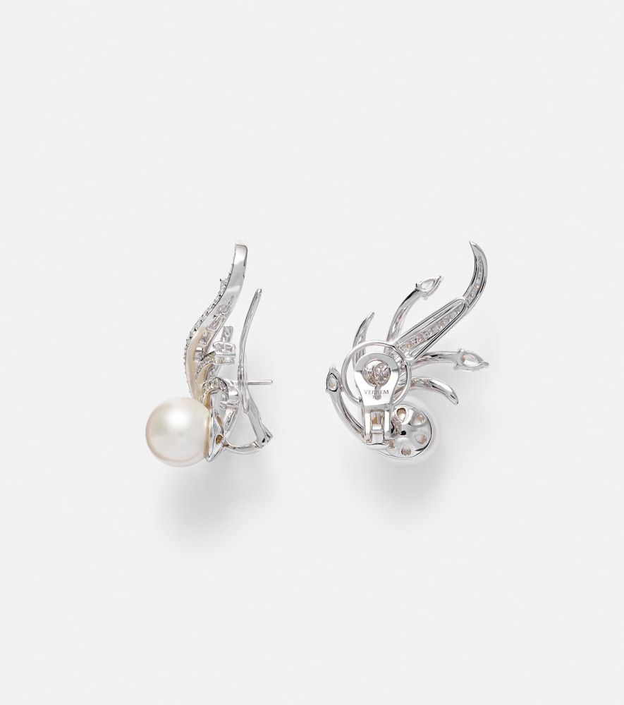 Orecchini Pearlescent in oro bianco 18kt con diamanti e perle - Yeprem - Modalova