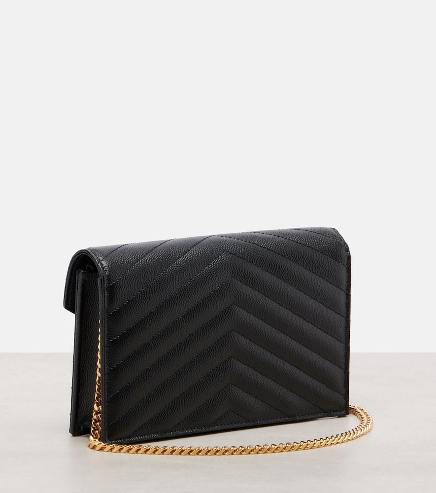 Cassandre Envelope Small leather wallet on chain - Saint Laurent - Modalova